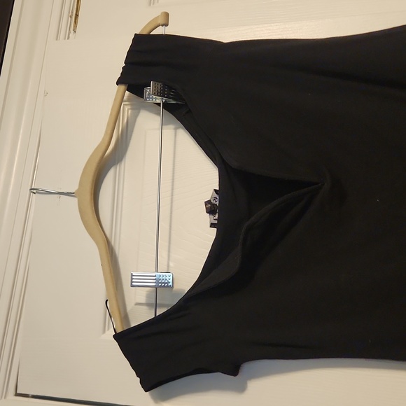 EXPRESS Off the shoulder blouse - Picture 4 of 5